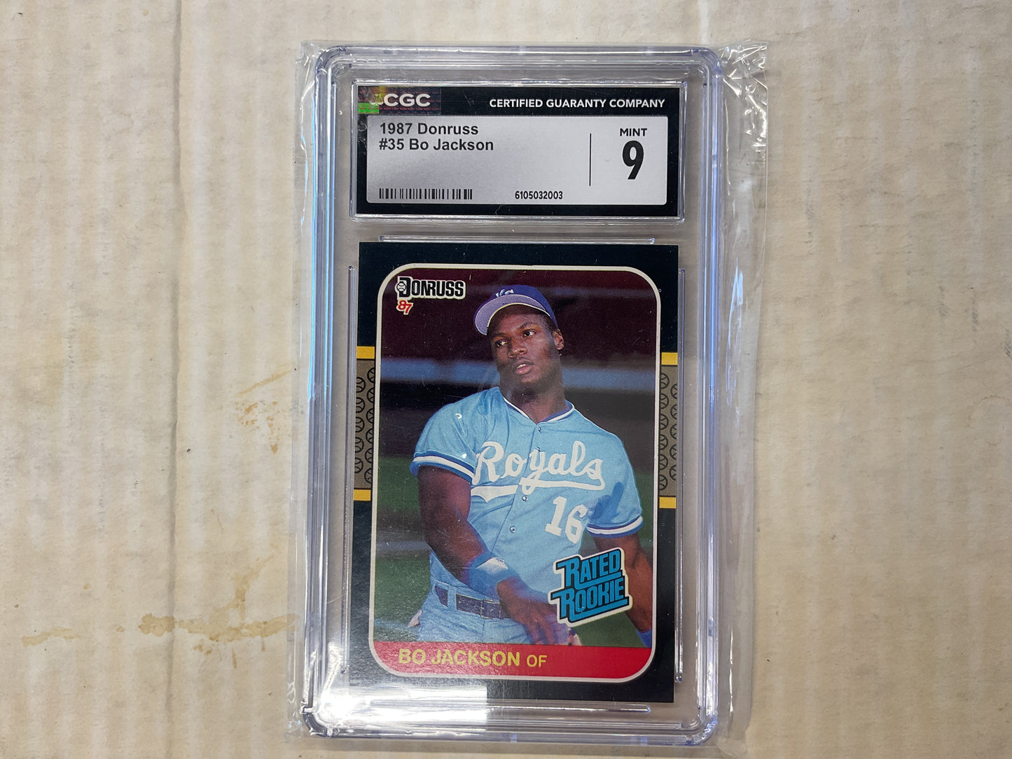 1987 Donruss Bo Jackson rc. CGC 9