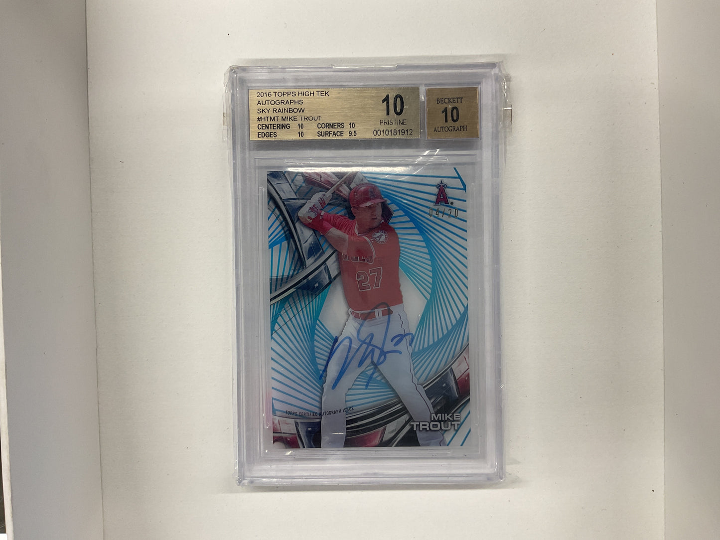2016 Topps High Tek Mike Trout Sky Rainbow Auto /20
