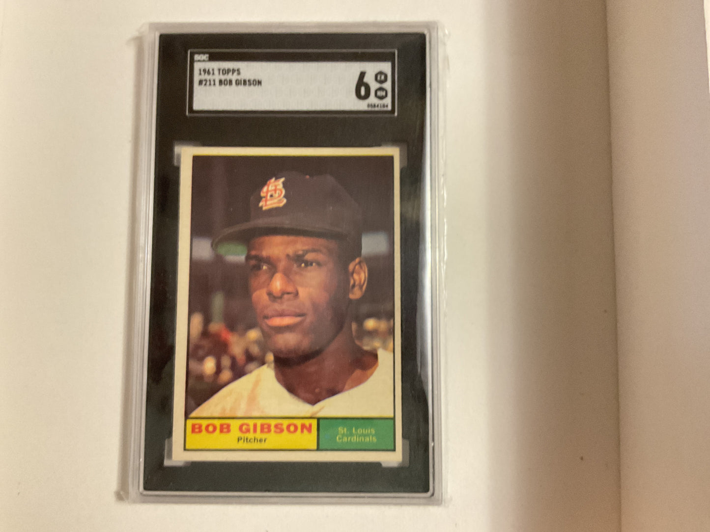 1961 Topps Bob Gibson SGC 6