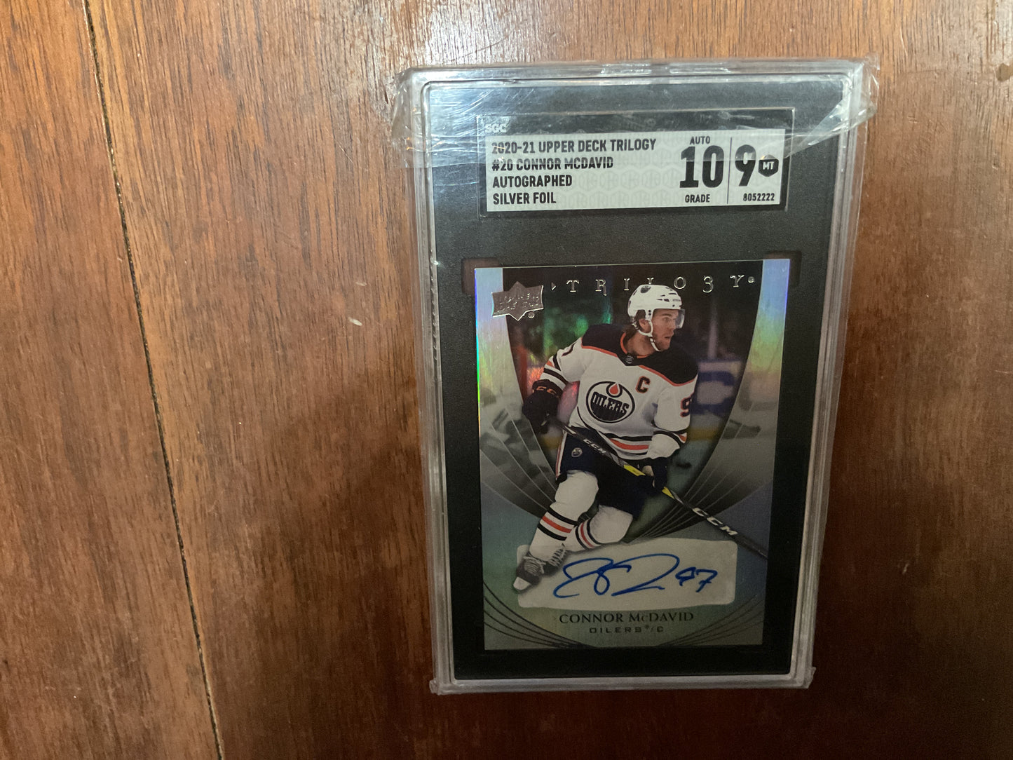 2020/21 UD Trilogy Connor McDavid Silver Foil Auto