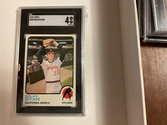 1973 Topps Nolan Ryan SGC 4