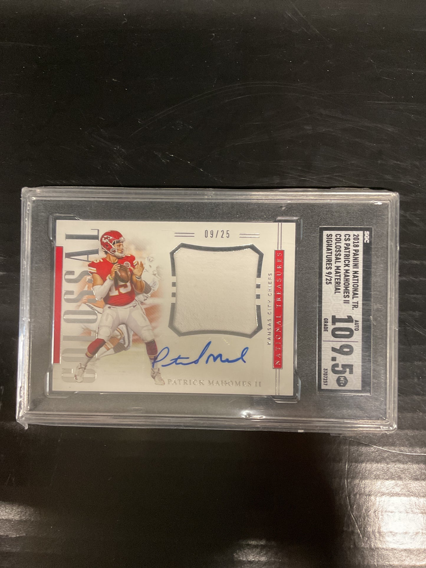 2018 National Treasures Patrick Mahomes