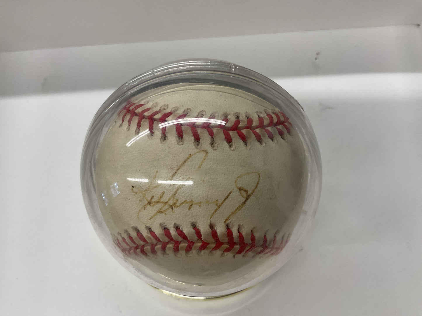 Autographed Ken Griffey Jr ball JSA