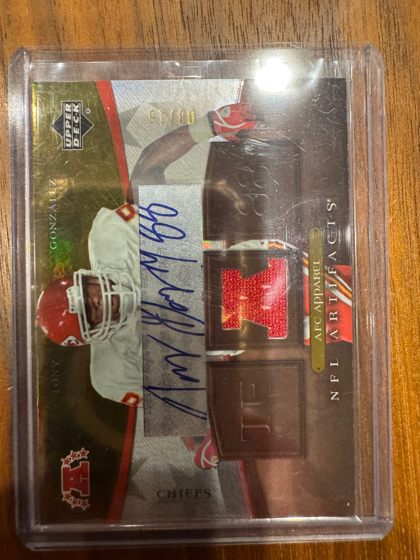 2007 Upper Deck Artifacts Tony Gonzalez #AFC-TG Auto /15