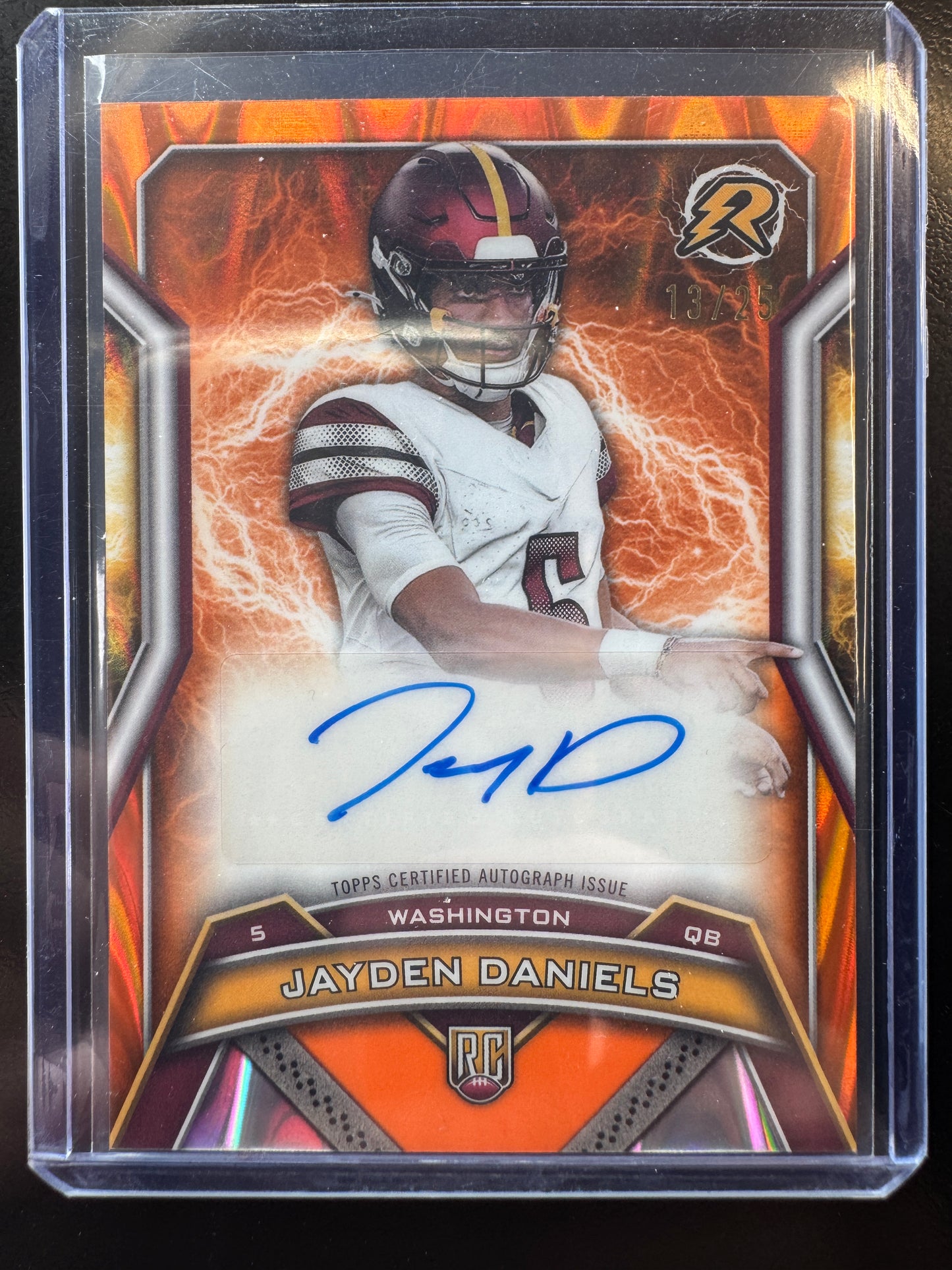 2025 Topps Resurgence Jayden Daniels Rookie Auto /25 #RRS-JD